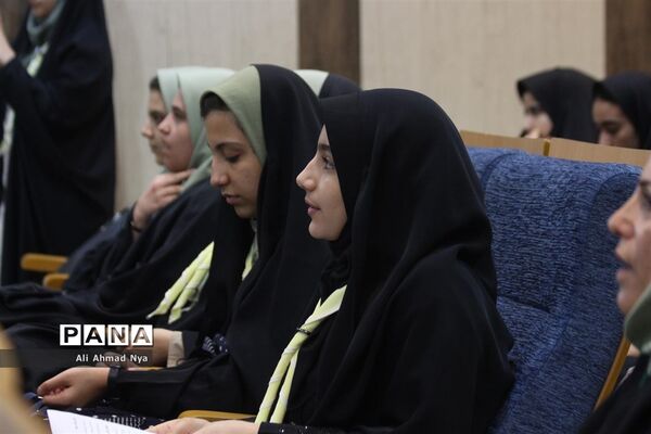 همایش استانی پیشتازان دختر  قم