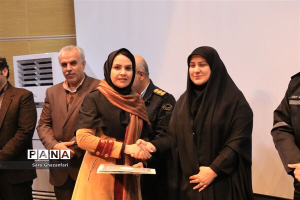 همایش بانوان فرهنگ‌یار ترافیک