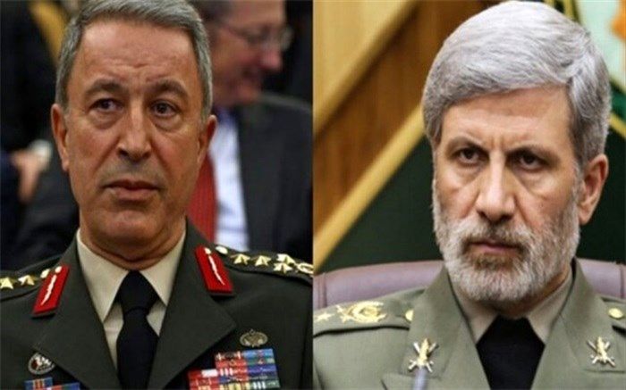 وزاری دفاع ایران و ترکیه بر لزوم تداوم همکاری‌های دو جانبه و منطقه‌ای تاکید کردند