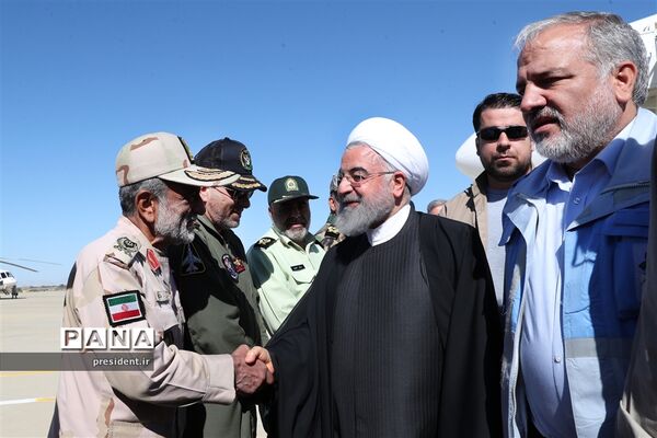 بازدید حسن روحانی از مناطق سیل زده استان سیستان و بلوچستان