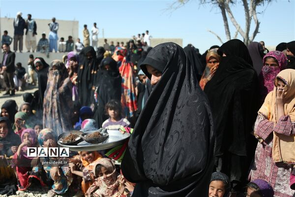 بازدید حسن روحانی از مناطق سیل زده استان سیستان و بلوچستان