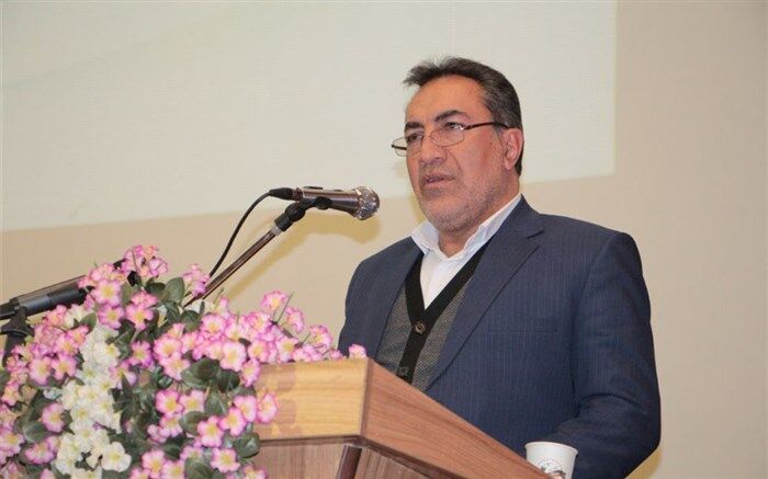 نجفی: 160 هزار دانش‌آموز نیازمند در فارس وجود دارد