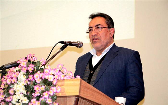 نجفی: 160 هزار دانش‌آموز نیازمند در فارس وجود دارد