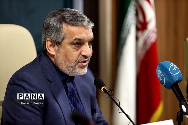 نشست خبری معاون وزیر آموزش و پرورش و‌ رئیس سازمان مراکز و مدارس غیردولتی و توسعه مشارکت‌های مردمی