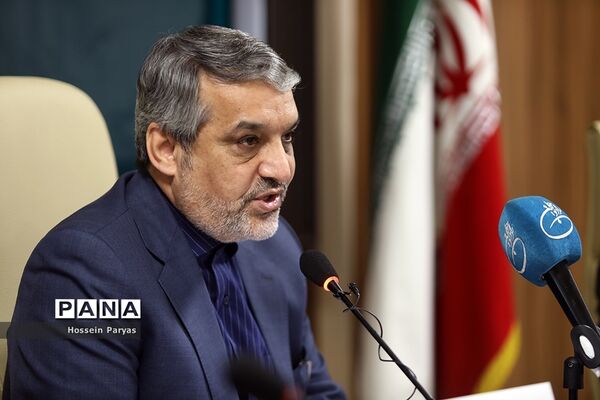 نشست خبری معاون وزیر آموزش و پرورش و‌ رئیس سازمان مراکز و مدارس غیردولتی و توسعه مشارکت‌های مردمی