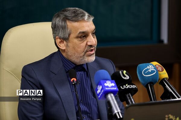 نشست خبری معاون وزیر آموزش و پرورش و‌ رئیس سازمان مراکز و مدارس غیردولتی و توسعه مشارکت‌های مردمی