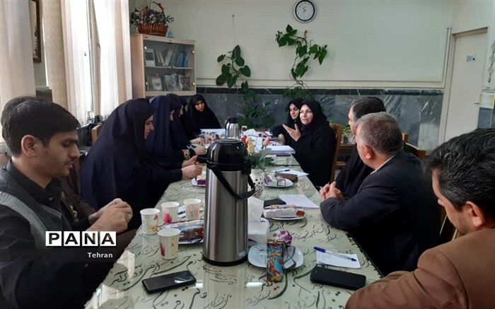جلسه قطبی پیشگیری از آسیب های اجتماعی در منطقه۱۵