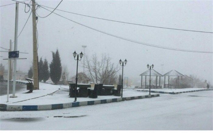 بارش برف در برخی از نقاط شهرستان اردکان