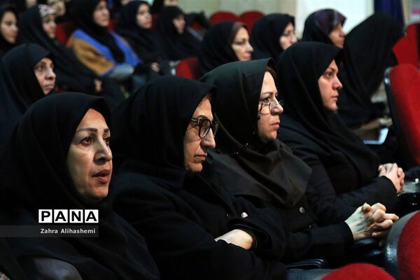 همایش آموزشی-توجیهی ناظران و ارزیابان پایگاه‌های تغذیه سالم شهر تهران