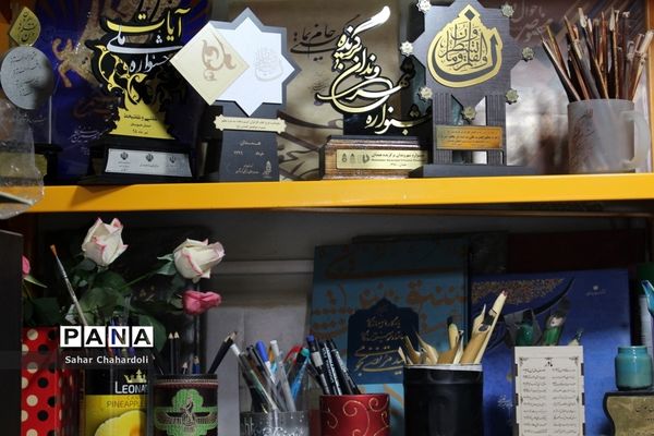 بازدید رئیس سازمان دانش آموزی استان از آتلیه خوشنویسی استاد مرتضی شعبانی