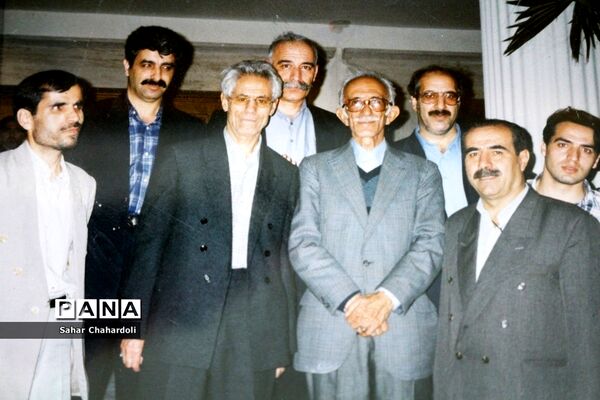 بازدید رئیس سازمان دانش آموزی استان از آتلیه خوشنویسی استاد مرتضی شعبانی
