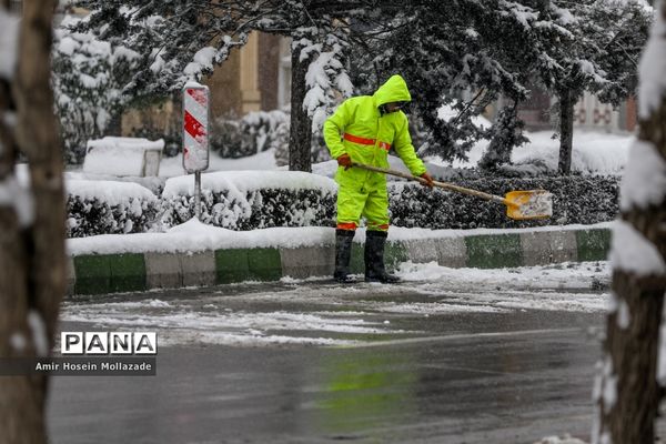 بارش برف در ارومیه
