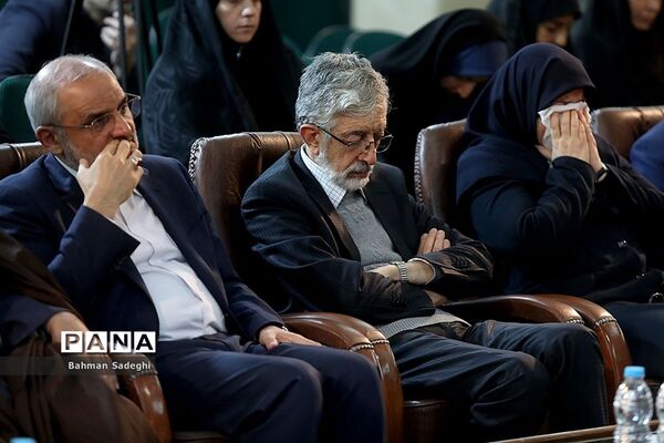 مراسم یادبود دانش‌ پژوهان المپیادی درسقوط هواپیمای اوکراینی