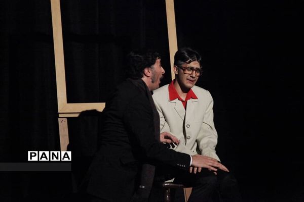 اجرای نمایش «خرس»