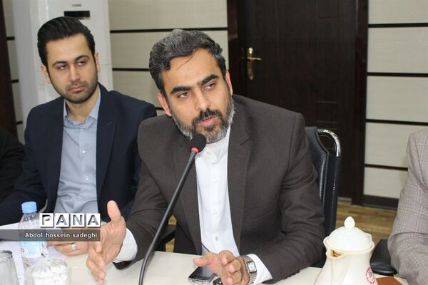 نشست کمیته فرهنگیان و دانش آموزی دهه فجر انقلاب اسلامی استان بوشهر