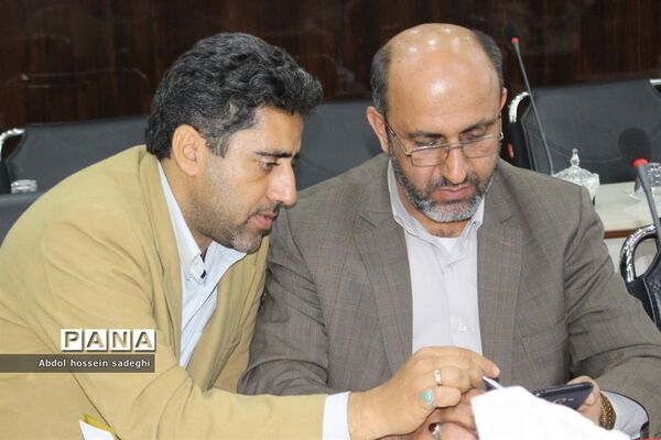 نشست کمیته فرهنگیان و دانش آموزی دهه فجر انقلاب اسلامی استان بوشهر