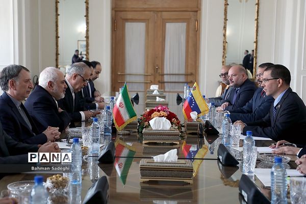 دیدار ظریف با وزیر امور خارجه ونزوئلا