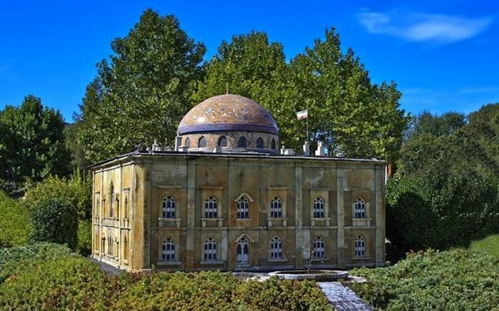 تشکیل جلسات مجمع در کاخ مرمر ربطی به نظر آیت الله هاشمی رفسنجانی نداشت/ کاخ پیش از مجمع در اختیار آیت الله یزدی بود