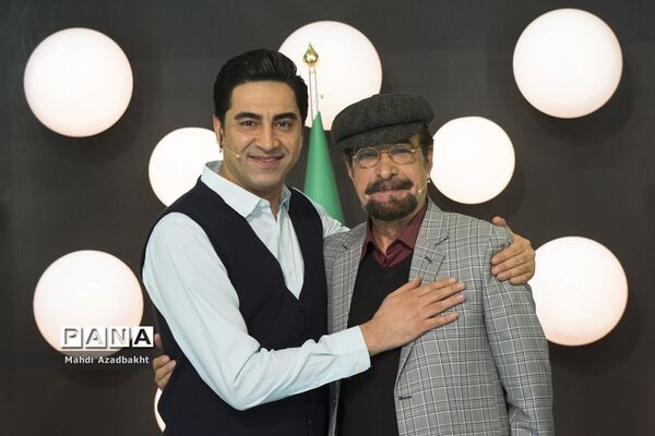 برنامه تلویزیونی چهل تیکه