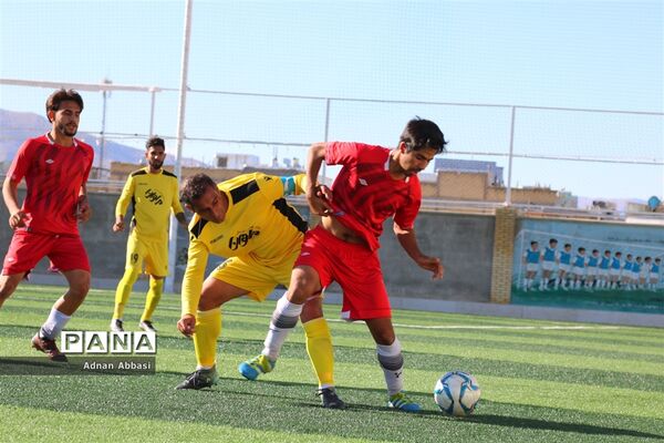 مسابقات  لیگ برتر بزرگسالان استان فارس بین دو تیم ماهان شیراز و پرسپولیس شیراز