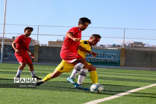 مسابقات  لیگ برتر بزرگسالان استان فارس بین دو تیم ماهان شیراز و پرسپولیس شیراز