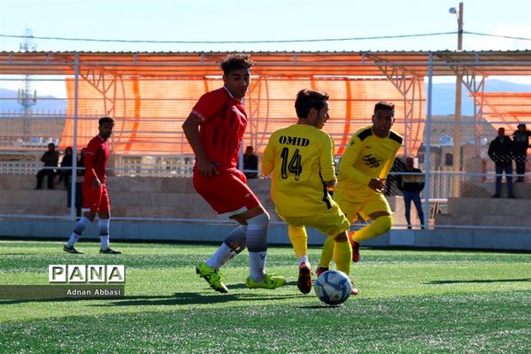 مسابقات  لیگ برتر بزرگسالان استان فارس بین دو تیم ماهان شیراز و پرسپولیس شیراز