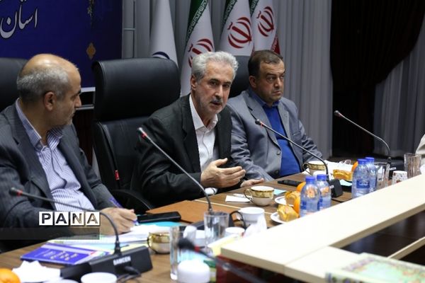 هفتمین جلسه شورای آموزش و پرورش سال ۹۸  استان آذربایجان شرقی در باشگاه فرهنگیان