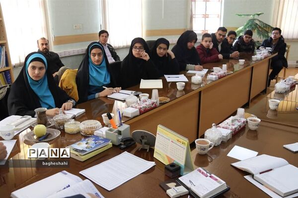 اتاق فکر دانش آموزی در معاونت پرورشی وفرهنگی یزد