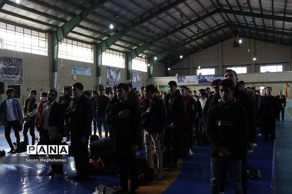 اعزام کاروان راهیان نوردانش آموزان شهرستان اسلامشهر به سرزمینهای ایثار و شهادت