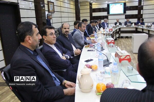 جلسه شورای معاونان  اداره‌کل آموزش و پرورش استان بوشهر