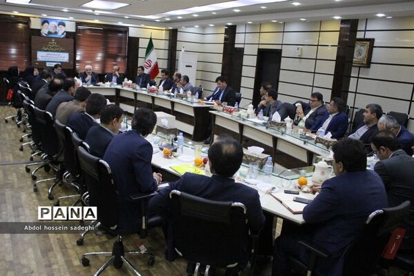 جلسه شورای معاونان  اداره‌کل آموزش و پرورش استان بوشهر