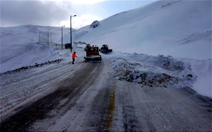 تردد در راه های استان البرز با کندی صورت می گیرد
