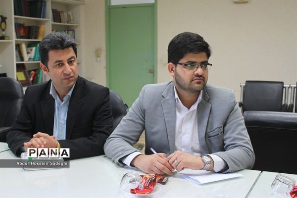 جلسه ستاد استانی انتخابات دهمین دوره مجلس دانش آموزی استان بوشهر