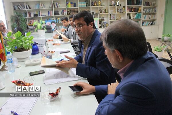 جلسه ستاد استانی انتخابات دهمین دوره مجلس دانش آموزی استان بوشهر