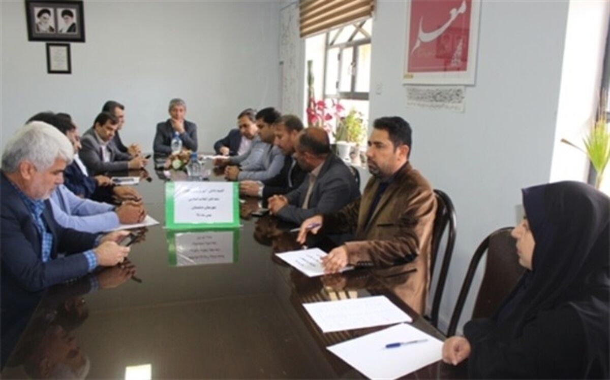 آیین گلبانگ انقلاب در تمامی مدارس دشتستان برگزار می شود