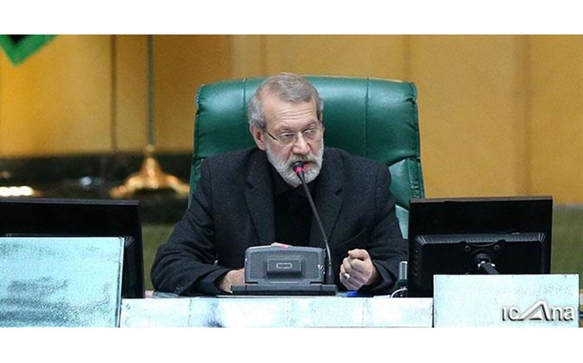 لاریجانی :بیایید همه با توجه به شرایط کشور از سیاه نمایی پرهیز کنیم