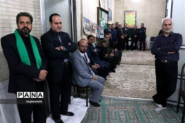 وداع با شهید گمنام دراداره‌کل آموزش و پرورش استان یزد