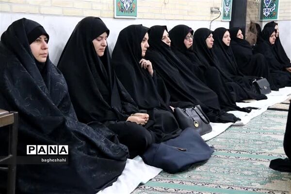 وداع با شهید گمنام دراداره‌کل آموزش و پرورش استان یزد