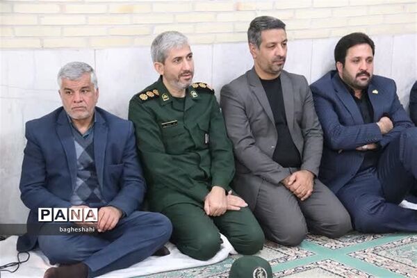 وداع با شهید گمنام دراداره‌کل آموزش و پرورش استان یزد