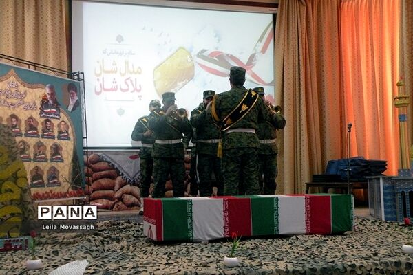 یادواره شهدای مدافع حرم و شهدای منصوب به مدارس شاهد در تبریز