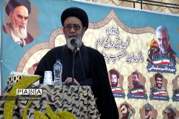 یادواره شهدای مدافع حرم و شهدای منصوب به مدارس شاهد در تبریز