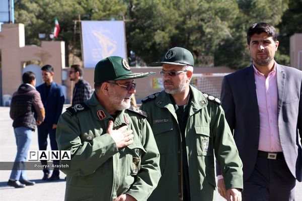 یادواره شهدای دانش آموز هنرستان خیامی بیرجند