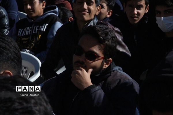 یادواره شهدای دانش آموز هنرستان خیامی بیرجند