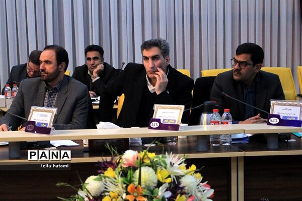 جلسه مشترک شورای معاونان اداره‌کل و مدیران و روسای آموزش و پرورش نواحی  و مناطق استان آذربایجان شرقی