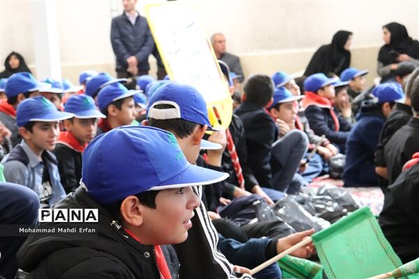 پویش دانش آموزی نوگلان فاطمی در آباده