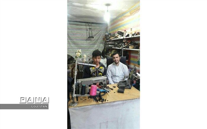 گفتگوی صمیمانه مشاور جوان مدیر کل آموزش و پرورش گلستان با دآنش آموز خودساخته و موفق گرگانی