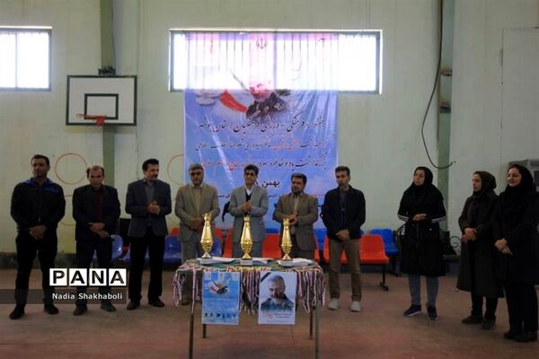 مقام اول والیبال بانوان گناوه در جشنواره ورزشی فرهنگیان بسیجی آموزش و ‌پرورش استان بوشهر