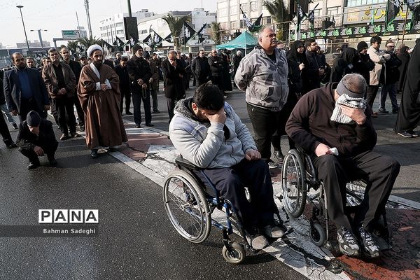 اجتماع عاشورای فاطمی در میدان هفت تیر