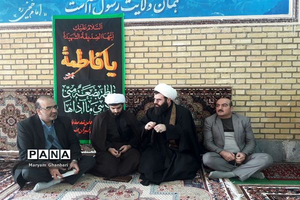 مراسم عزاداری بانوان فشافویه درسوگ حضرت فاطمه زهرا(س)