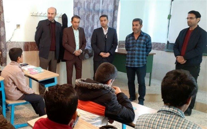 نظارت بر عملکرد دبیران در تدریس و ارزشیابی از جمله وظایف سرگروه های آموزشی است